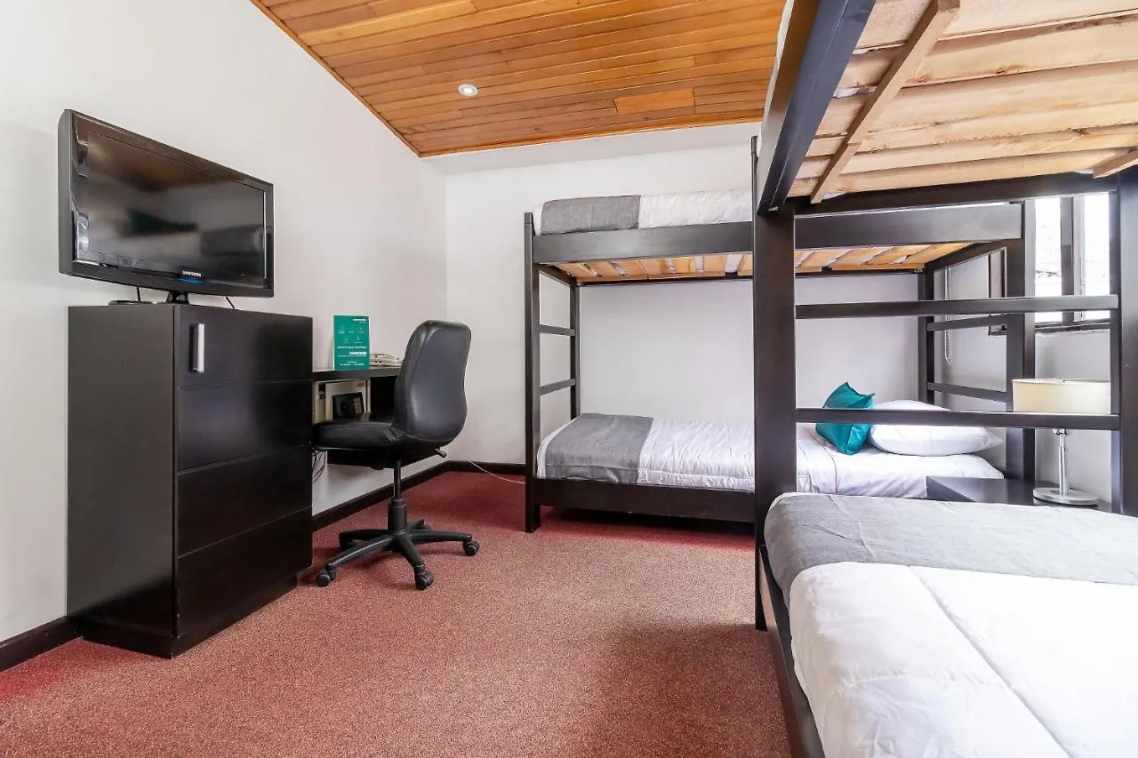 Ayenda Casa Kolping Hotel Bogota